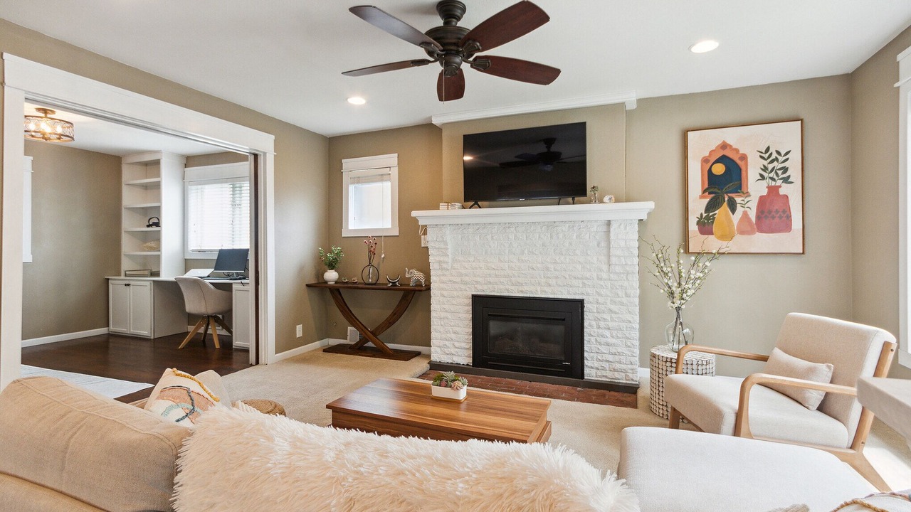 Photo of Livingroom in Madison
