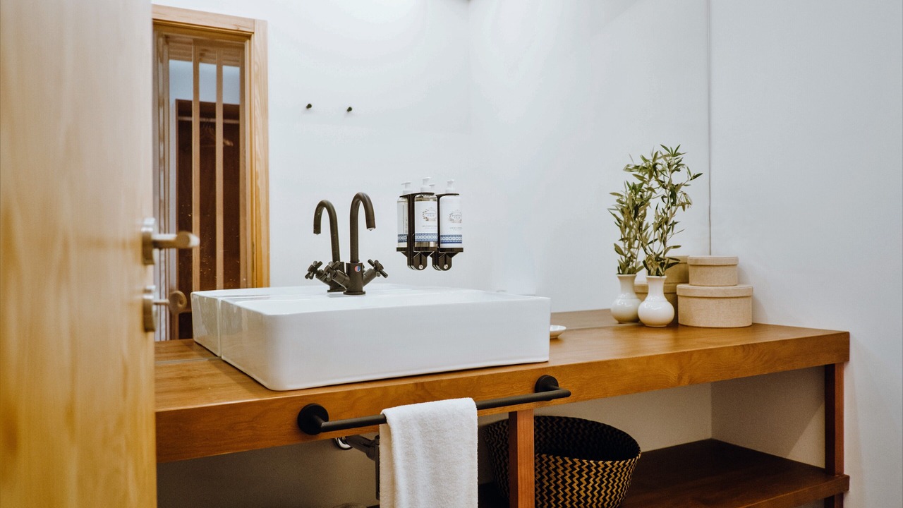Photo of Bathroom in Provesende