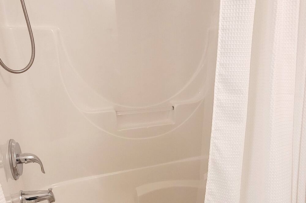 Photo of Bathroom in Maple Ridge