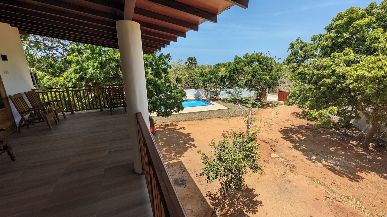 Photo of Patio Balcony in Kirinda