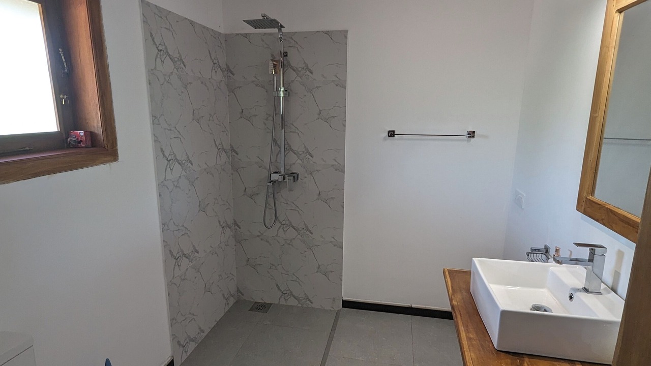 Photo of Bathroom in Kirinda