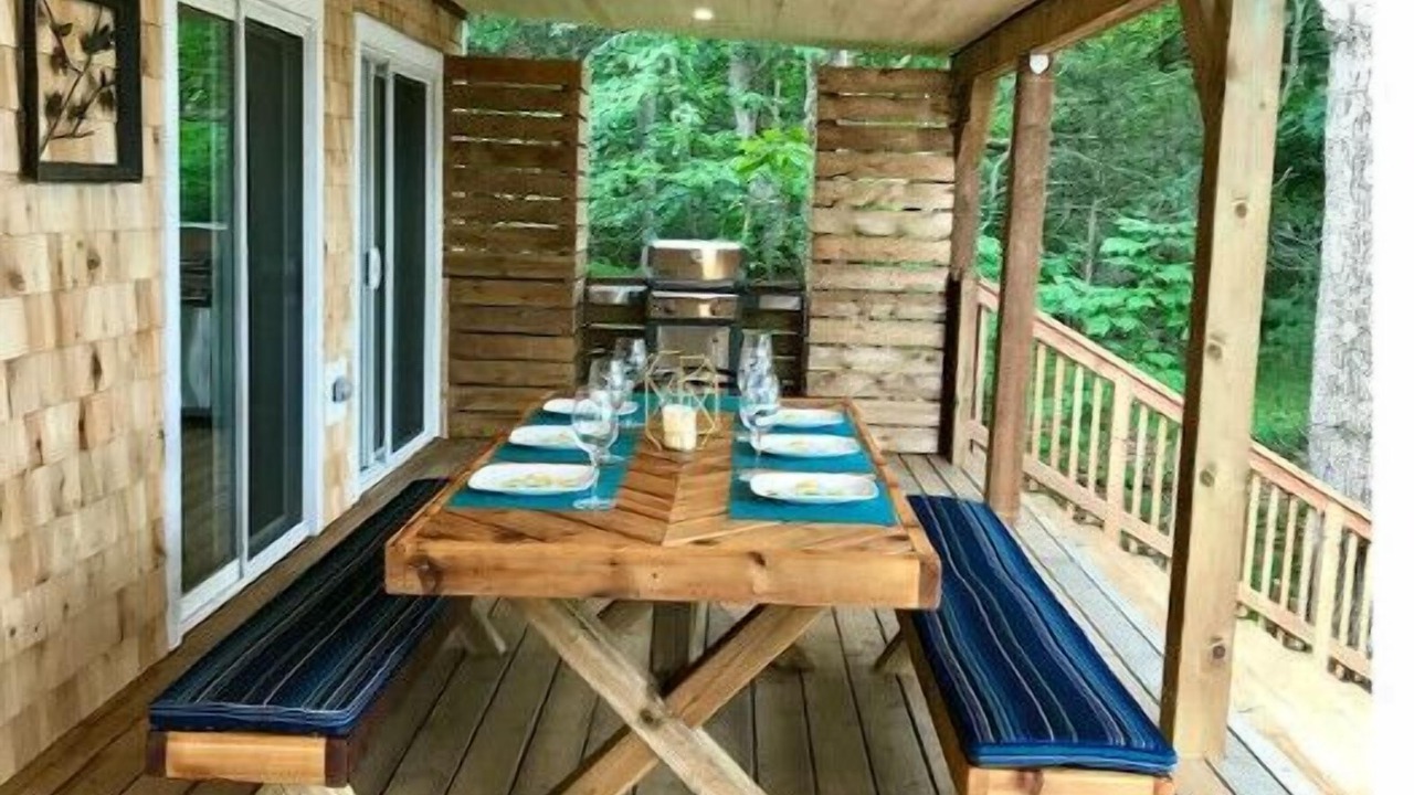 Photo of Outdoor in Lansdowne