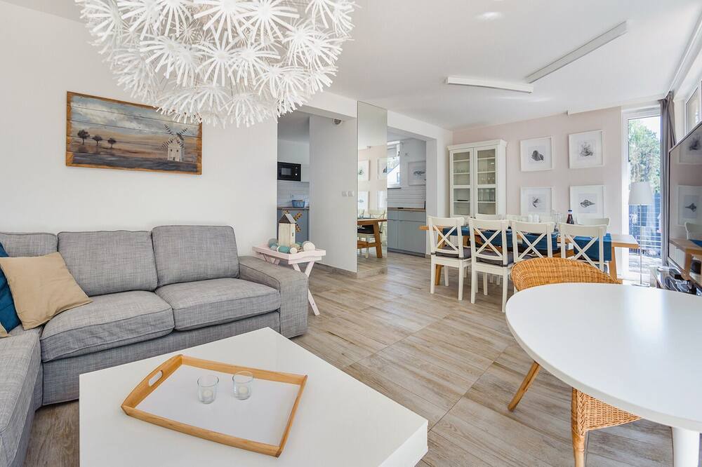 Photo of Livingroom in Lukecin