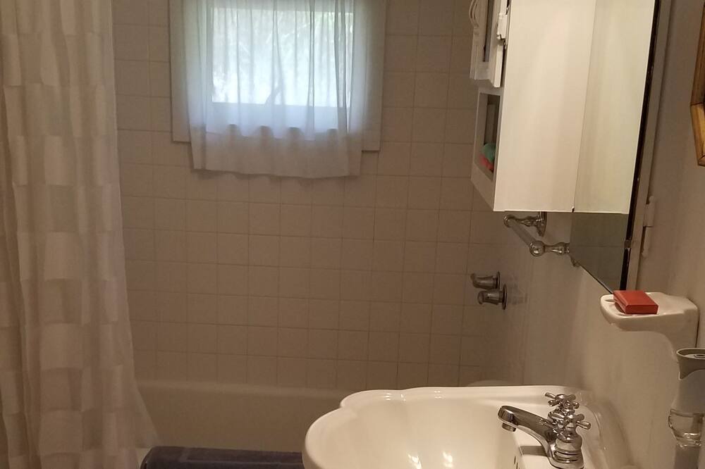 Photo of Bathroom in Wainscott