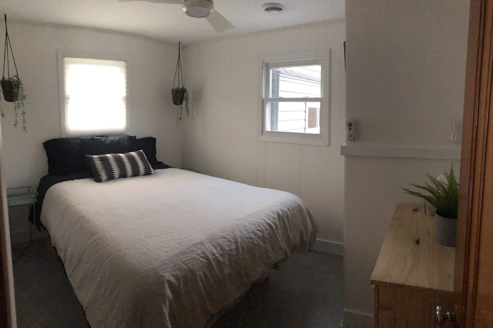 Photo of Bedroom in Turkey Point