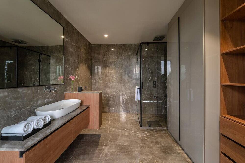 Photo of Bathroom in Coonoor