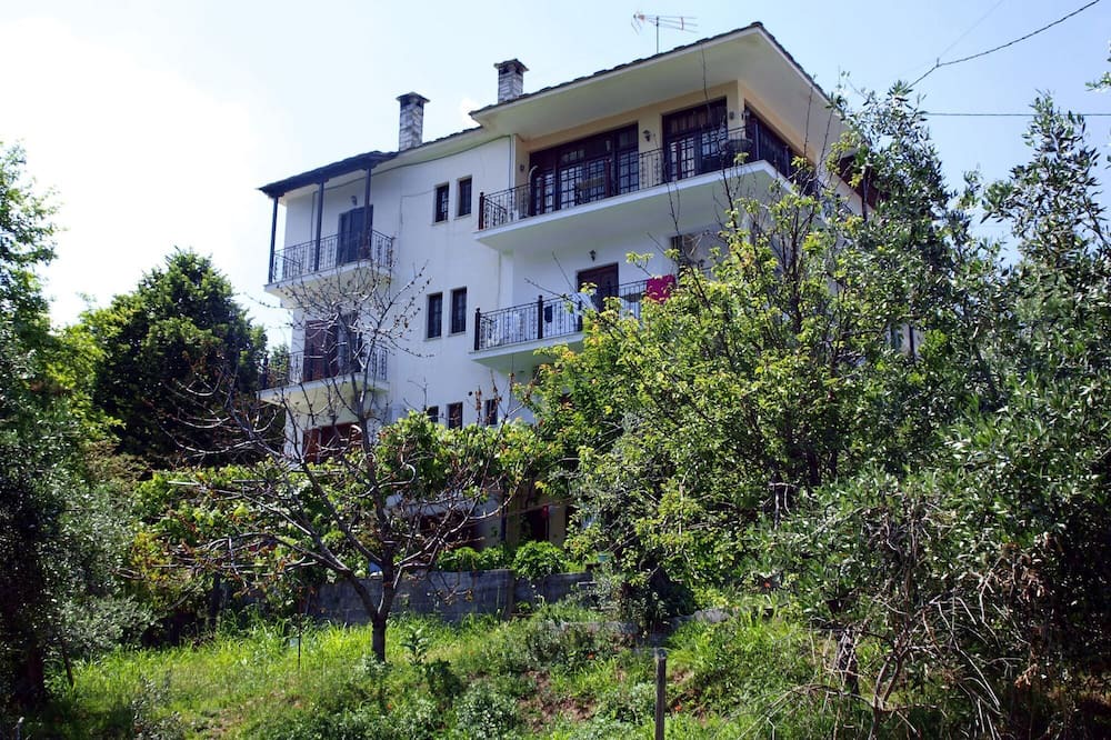 Photo of Outdoor in Agios Dimitrios