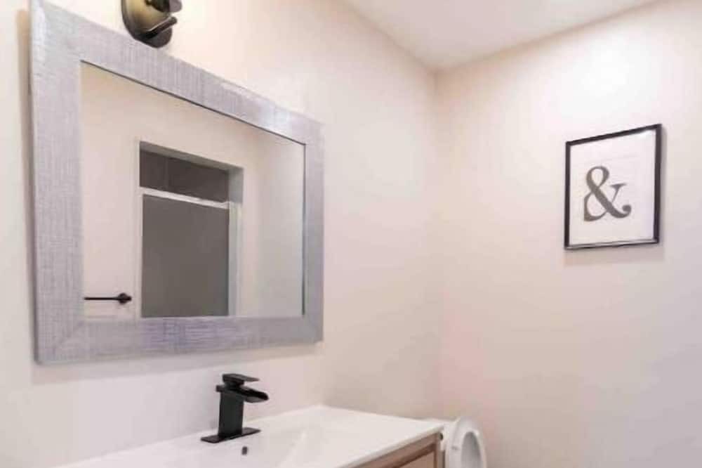 Photo of Bathroom in London