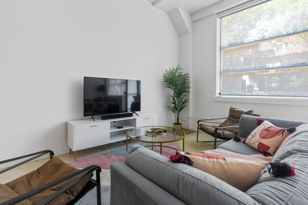 Photo of Livingroom in Cabbagetown South