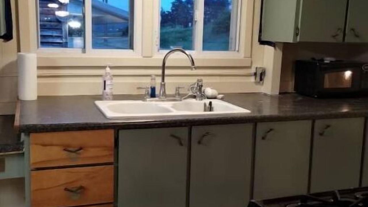 Photo of Kitchen in Town of Burns
