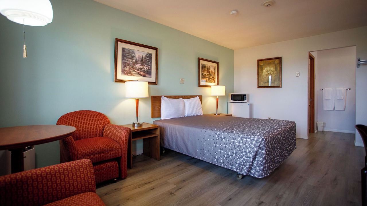 Photo of Bedroom in Truro