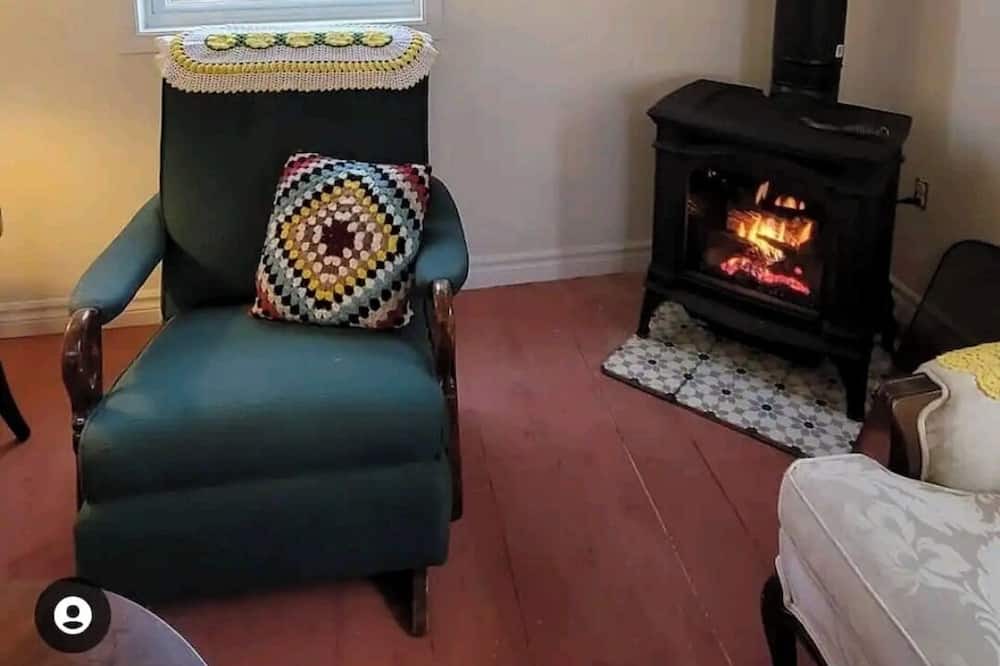 Photo of Livingroom in Terra Nova