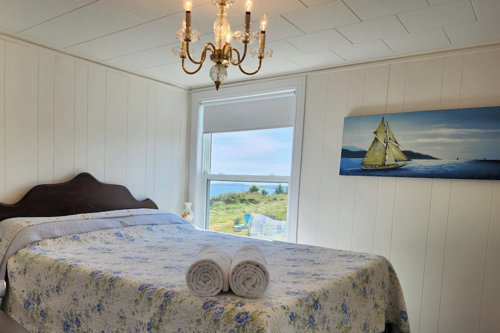 Photo of Bedroom in Terra Nova