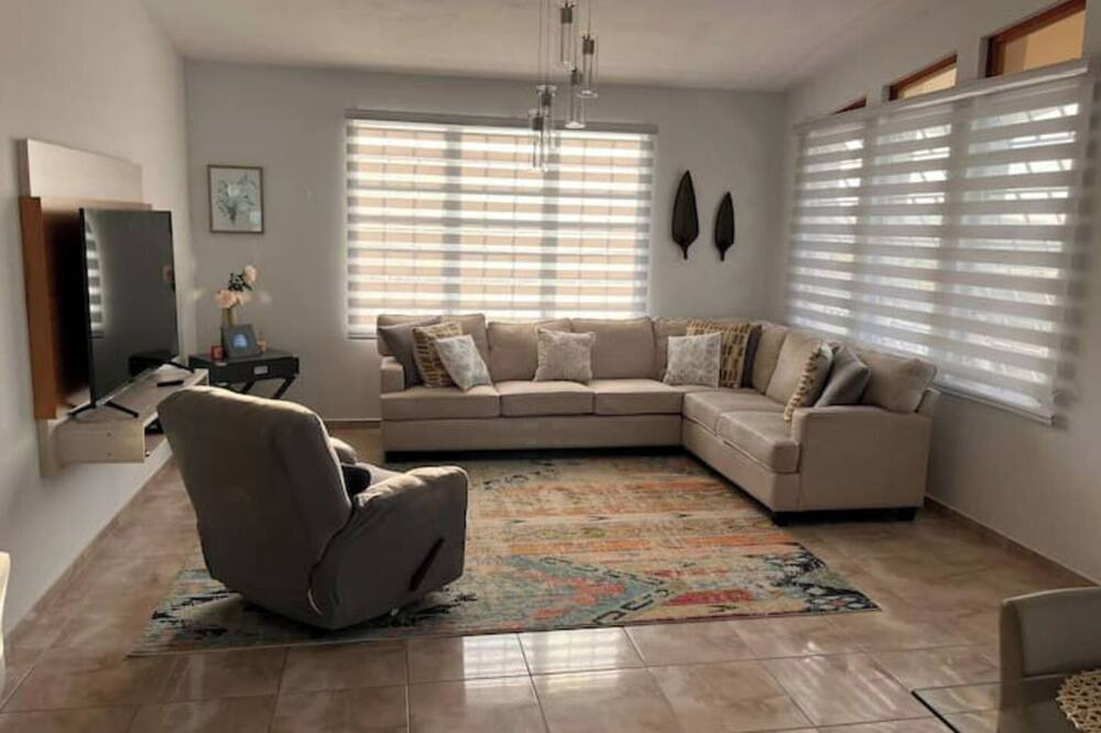 Photo of Livingroom in Llanos Costa