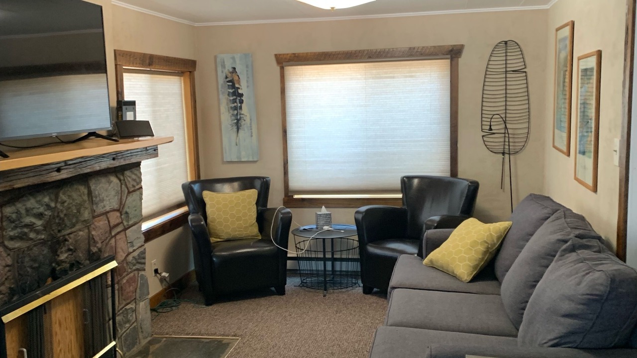 Photo of Livingroom in Big Arm