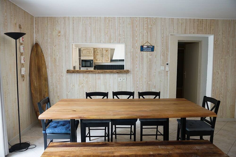 Photo of Kitchen in Piraillan