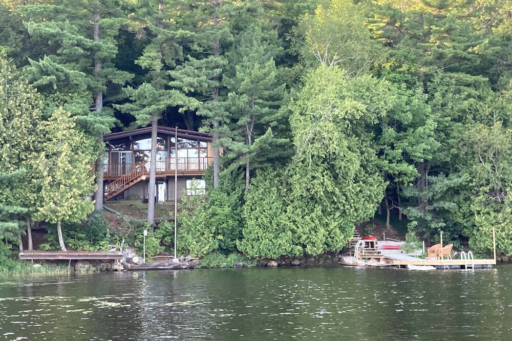 Photo of Outdoor in Utterson