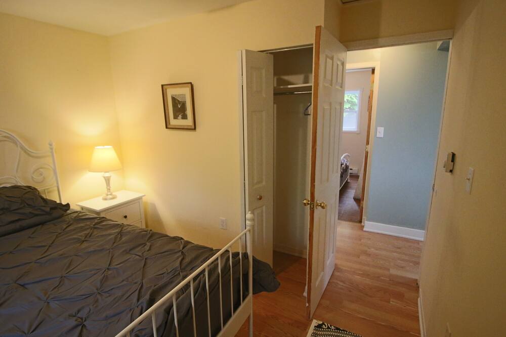 Photo of Bedroom in Halifax County