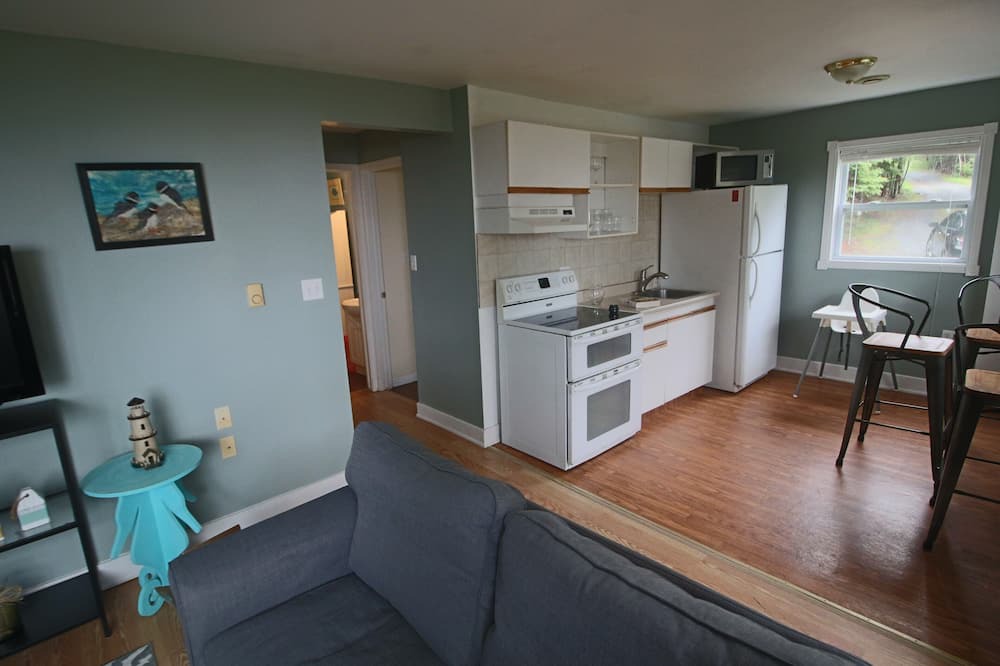 Photo of Livingroom in Halifax County
