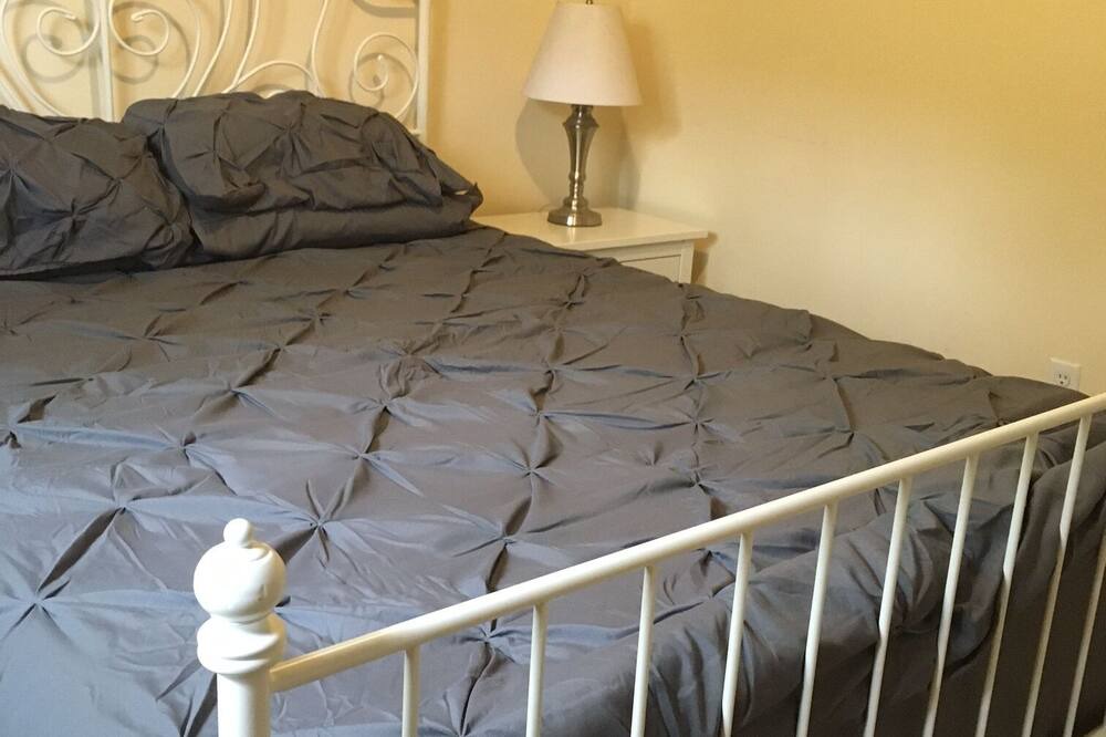 Photo of Bedroom in Halifax County