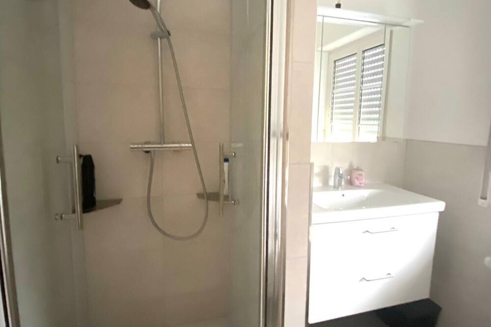 Photo of Bathroom in Ginsheim-Gustavsburg