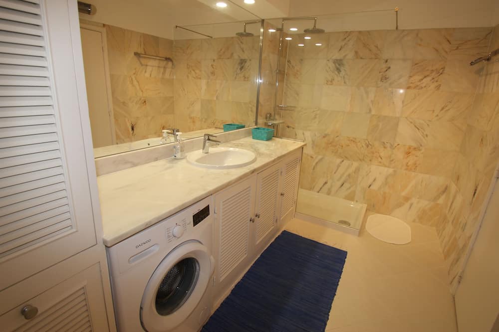Photo of Bathroom in Albufeira