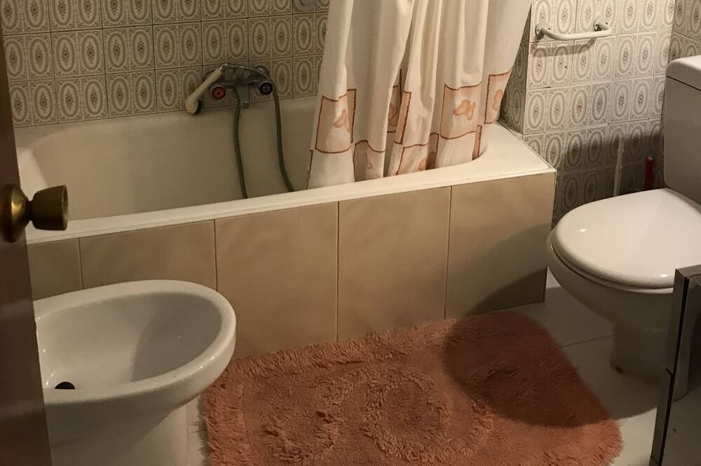 Photo of Bathroom in Basurtu