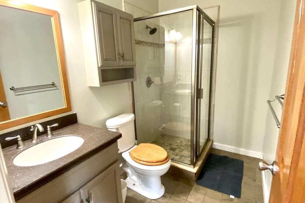 Photo of Bathroom in Argentine