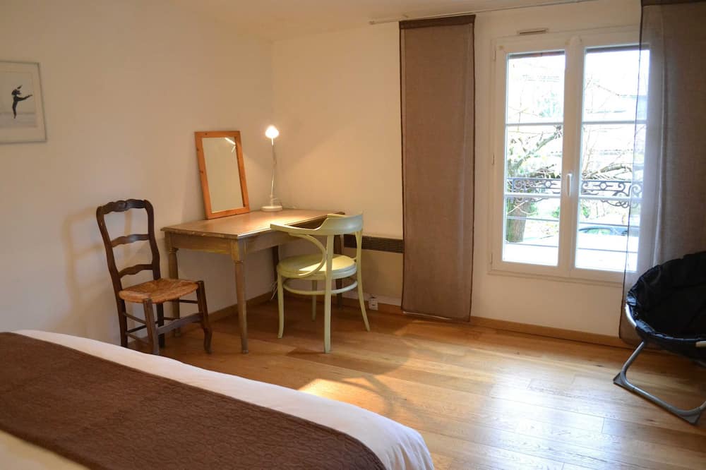 Photo of Bedroom in Echallat