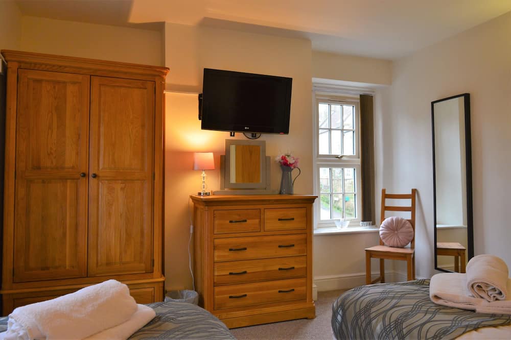 Photo of Bedroom in Box