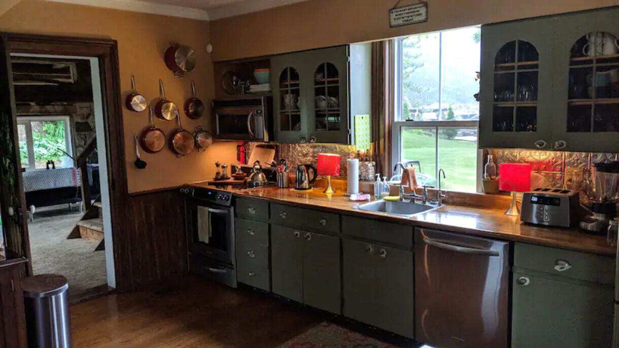 Photo of Kitchen in Mono
