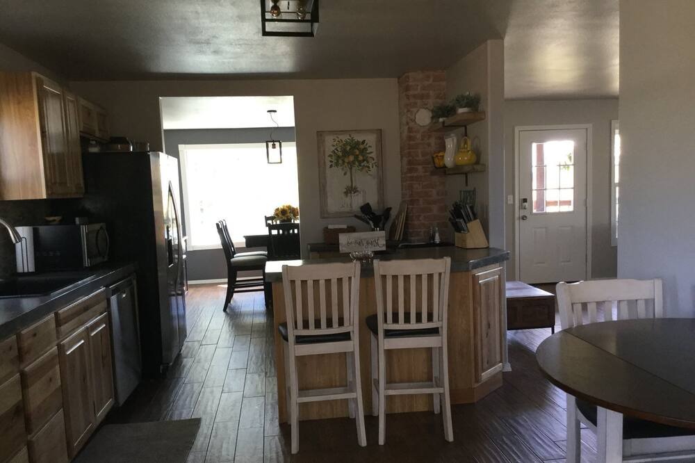 Photo of Livingroom in Weippe