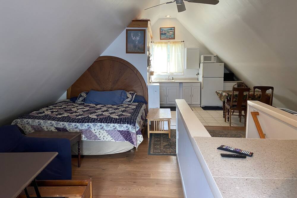Photo of Bedroom in Fenton