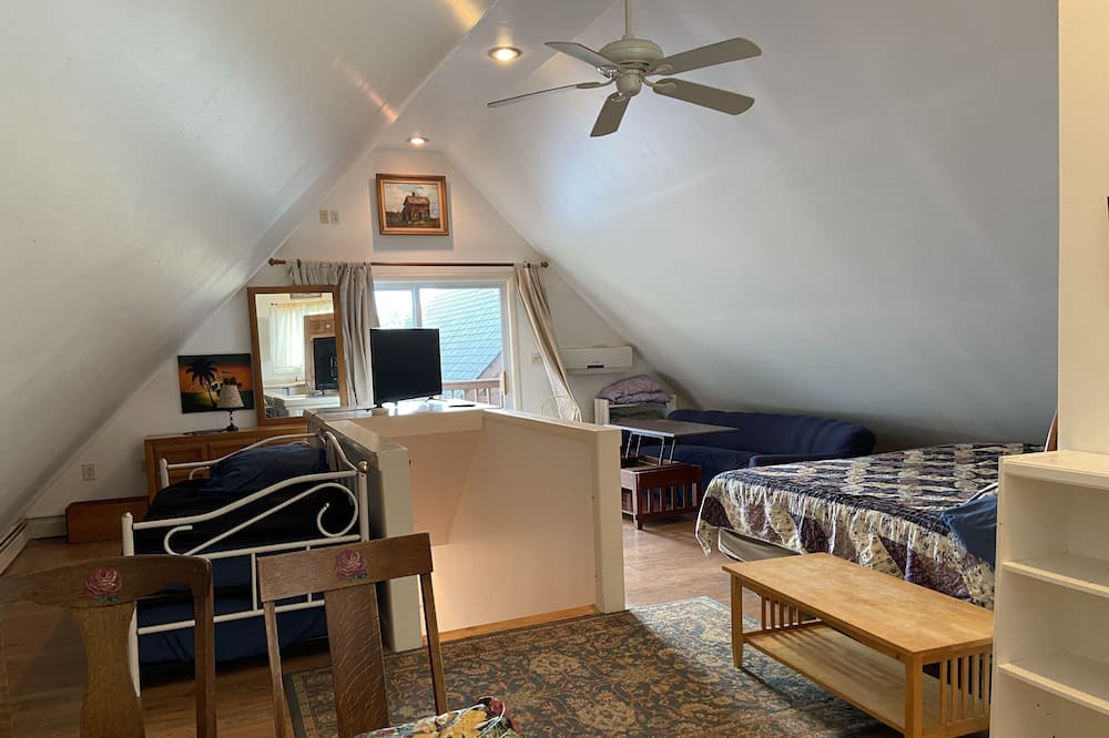 Photo of Bedroom in Fenton