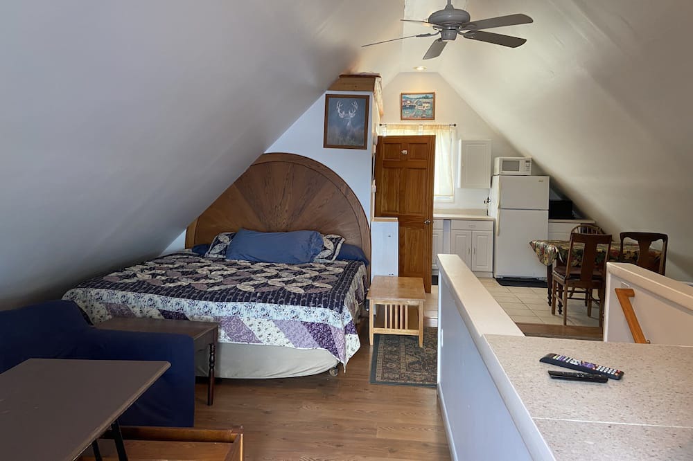 Photo of Bedroom in Fenton