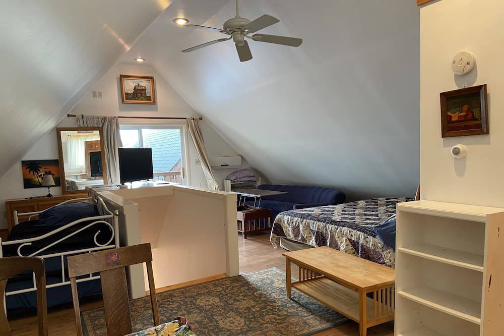 Photo of Bedroom in Fenton
