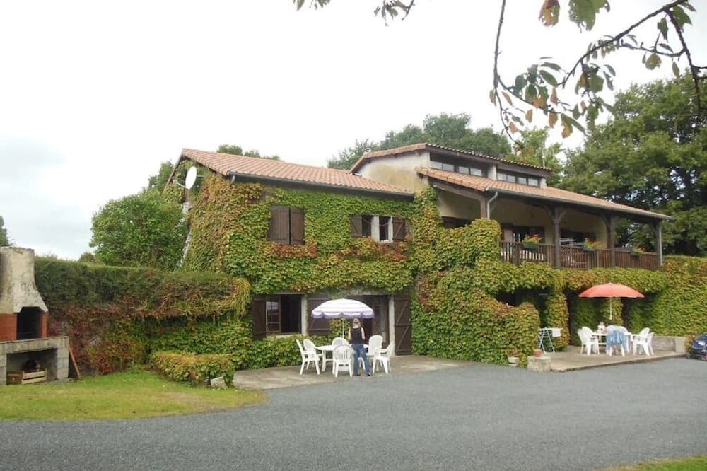 Photo of Outdoor in Maulevrier