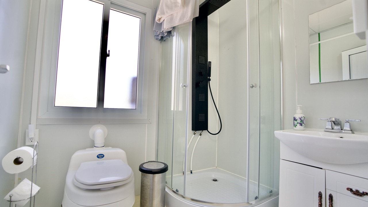Photo of Bathroom in Strong