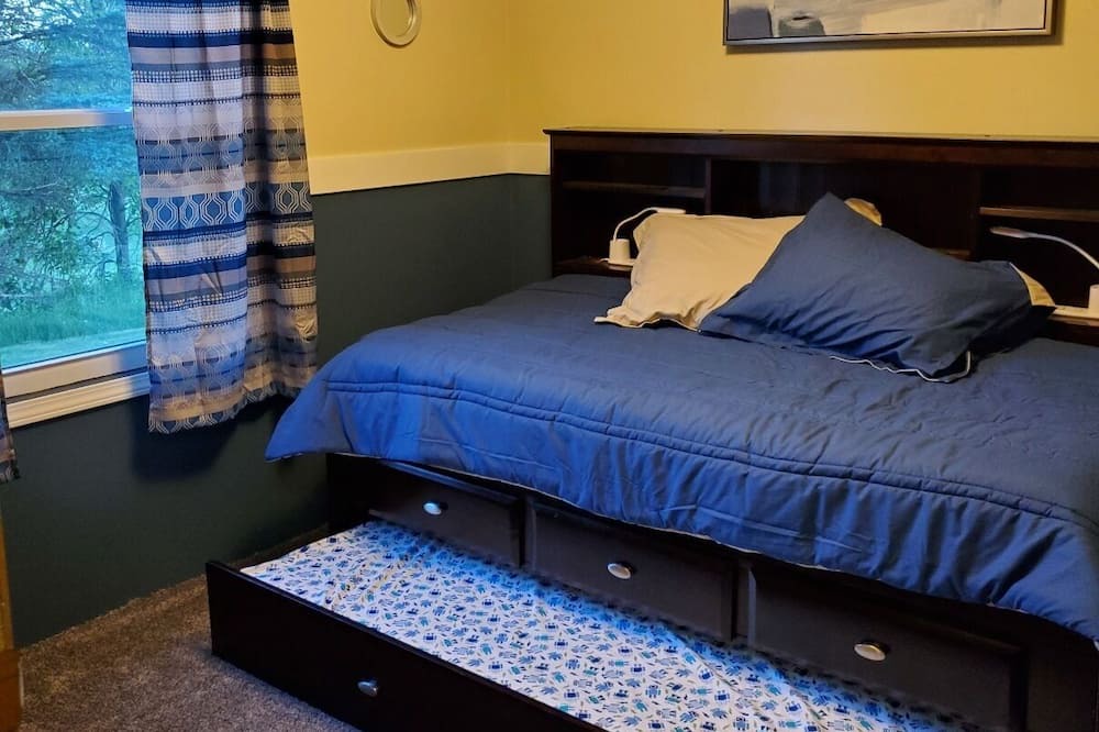 Photo of Bedroom in Campbellsport
