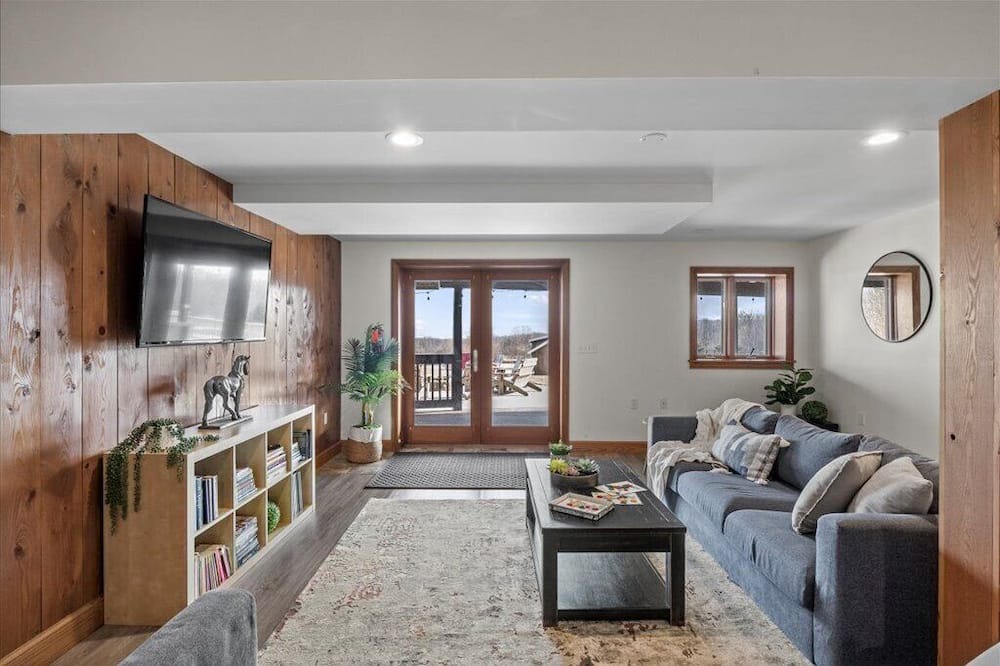 Photo of Livingroom in Dansville