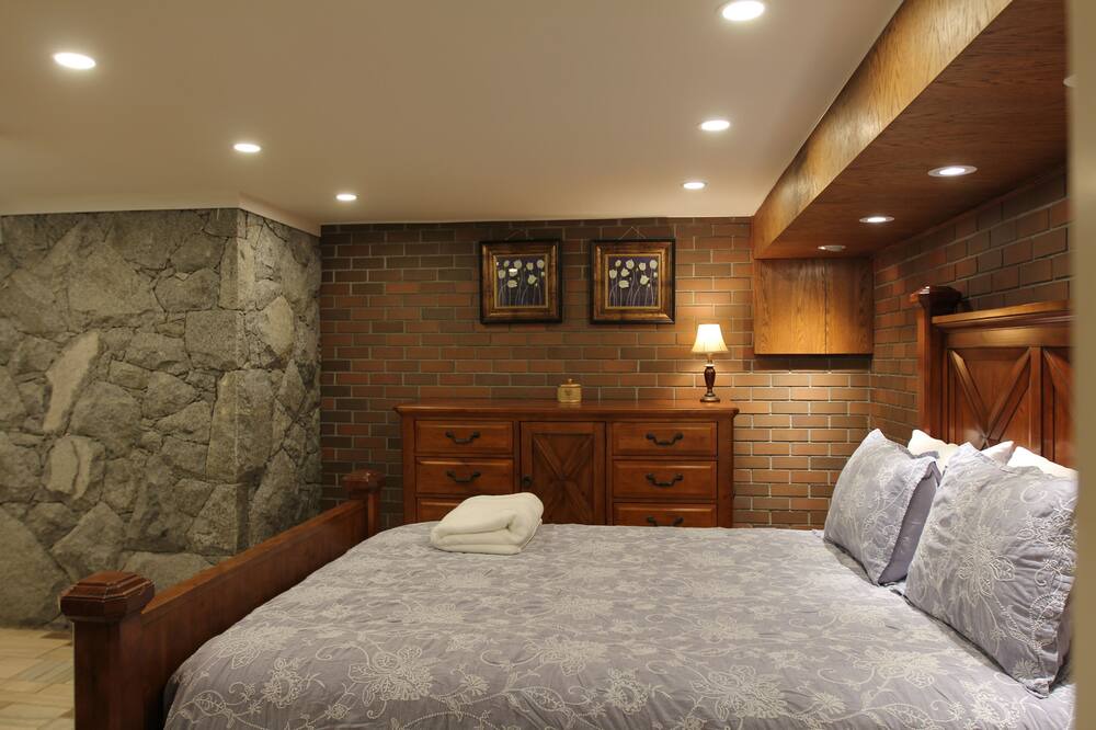 Photo of Bedroom in Shaughnessy