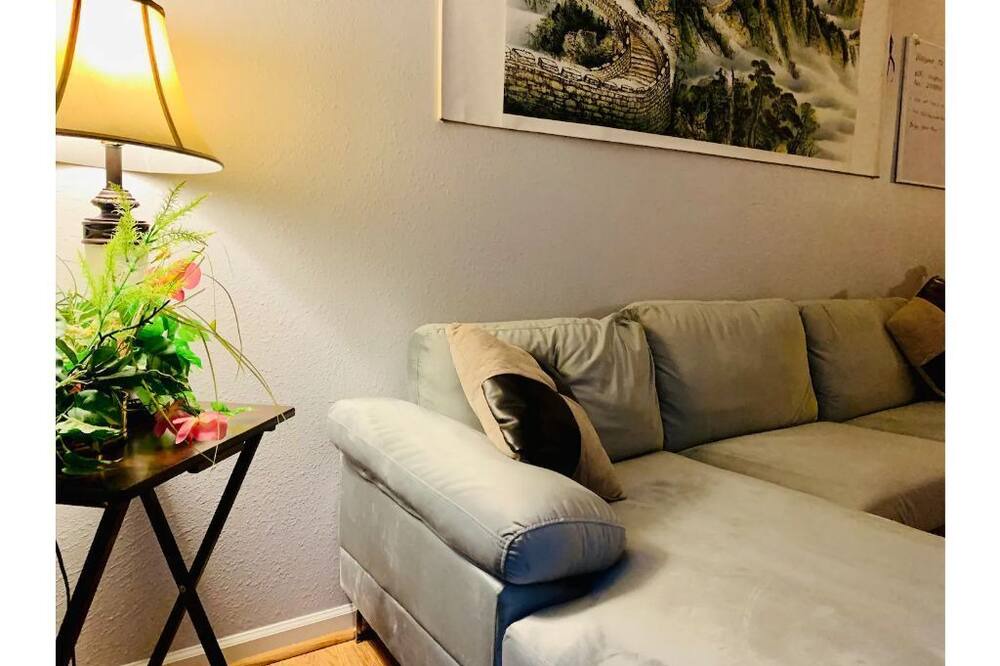 Photo of Livingroom in Fenton