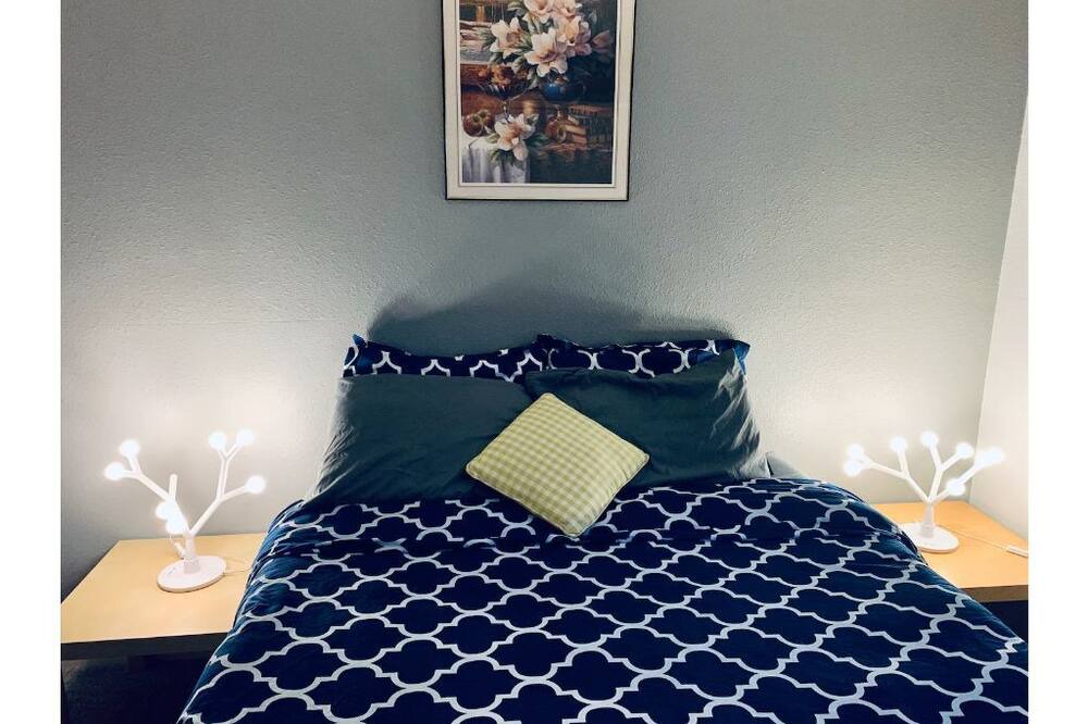 Photo of Bedroom in Fenton
