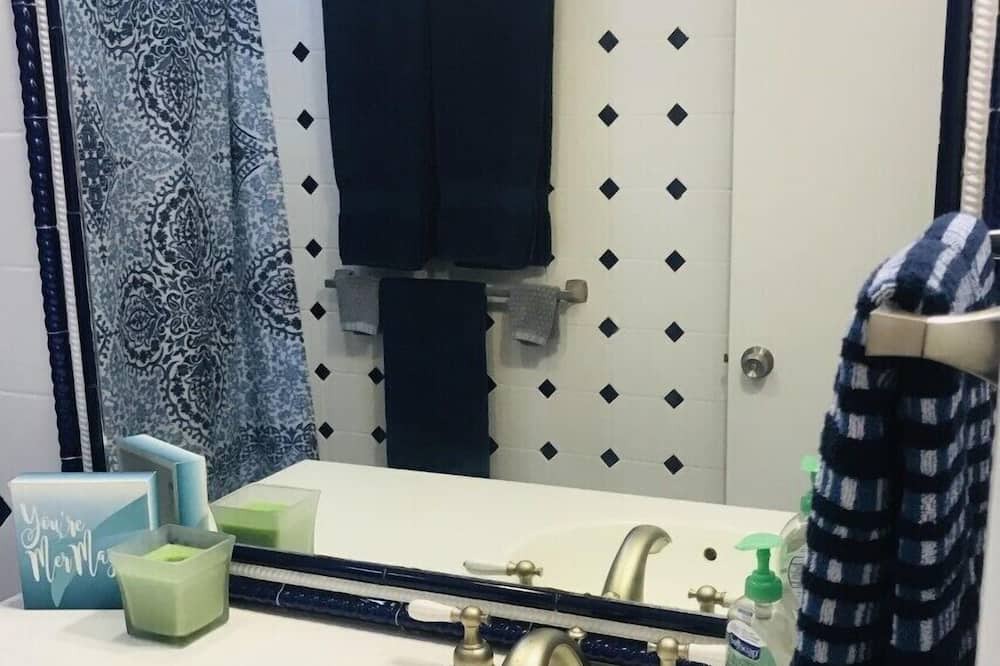 Photo of Bathroom in Cane Bay