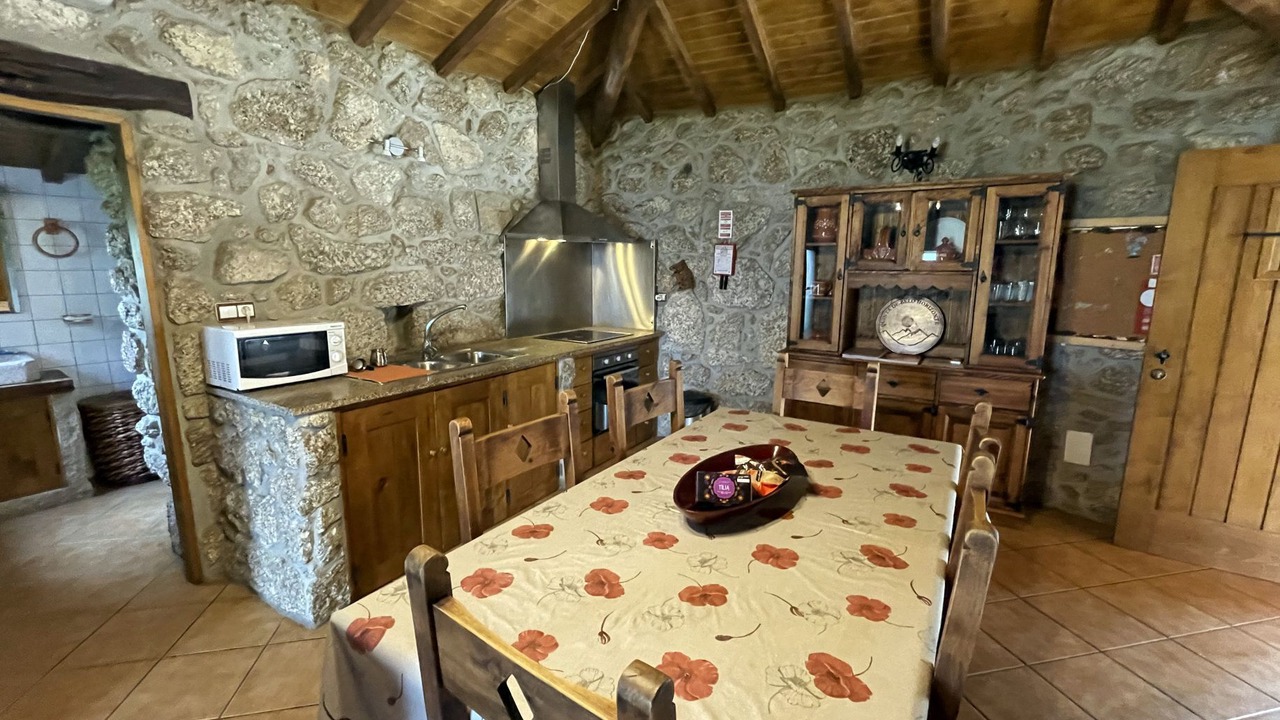 Photo of Kitchen in Molares