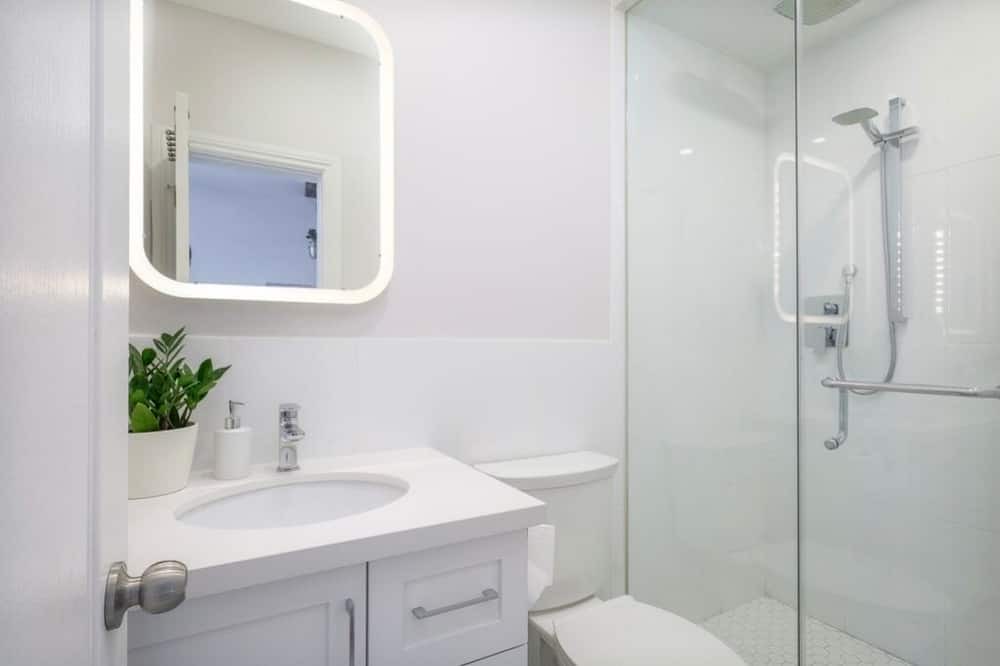 Photo of Bathroom in Turkey Point