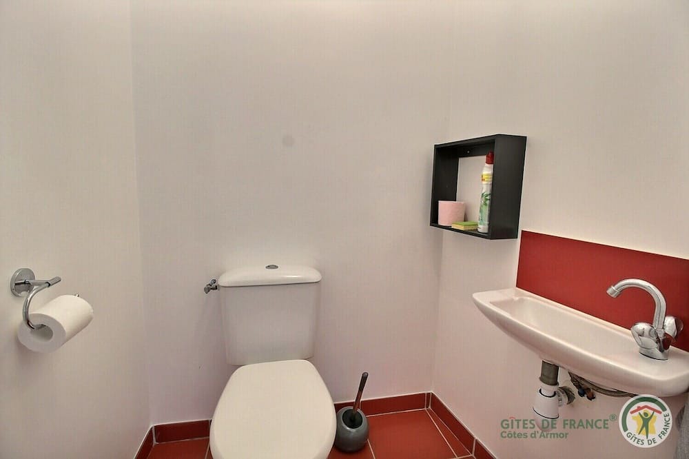 Photo of Bathroom in Tregueux