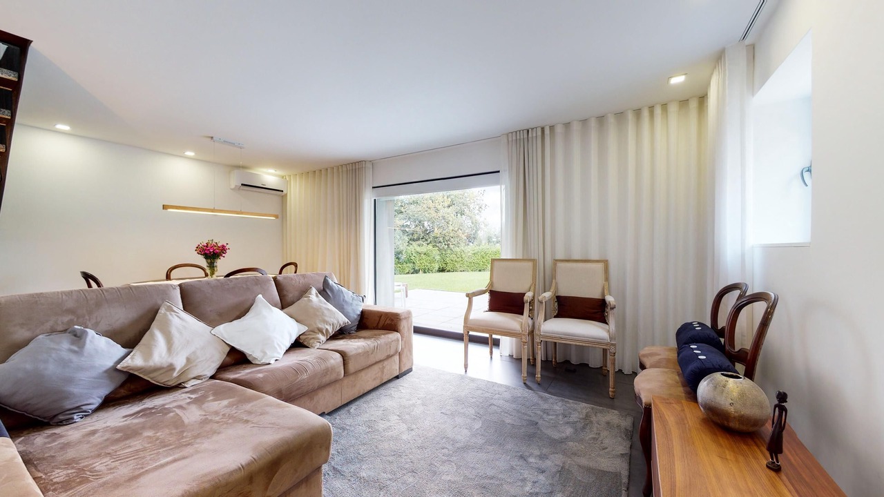 Photo of Livingroom in Rates