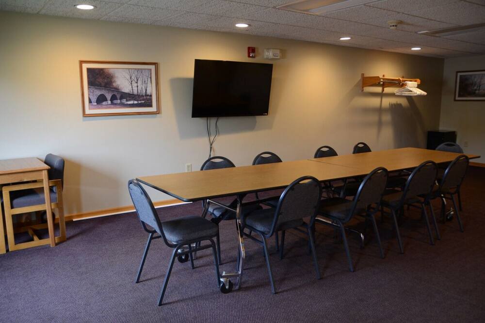 Photo of Others in Thorp