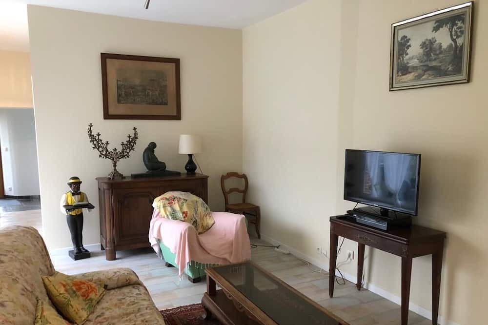 Photo of Livingroom in Mer